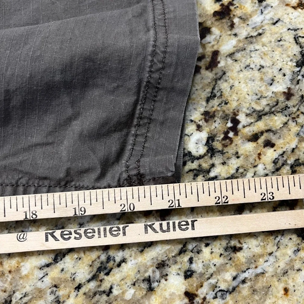 Eddie Bauer Ripstop Gray Cropped Utility Pants Womens 16 Cargo Hiking Outdoor